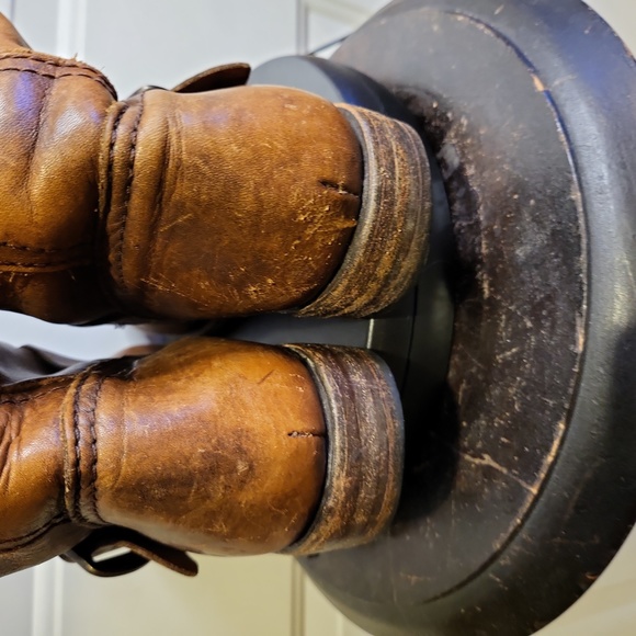 Frye Boots 77619 size 8 1/2 Brown Distressed - Picture 5 of 14